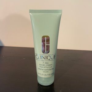 BRAND NEW Clinique 7 day scrub cream